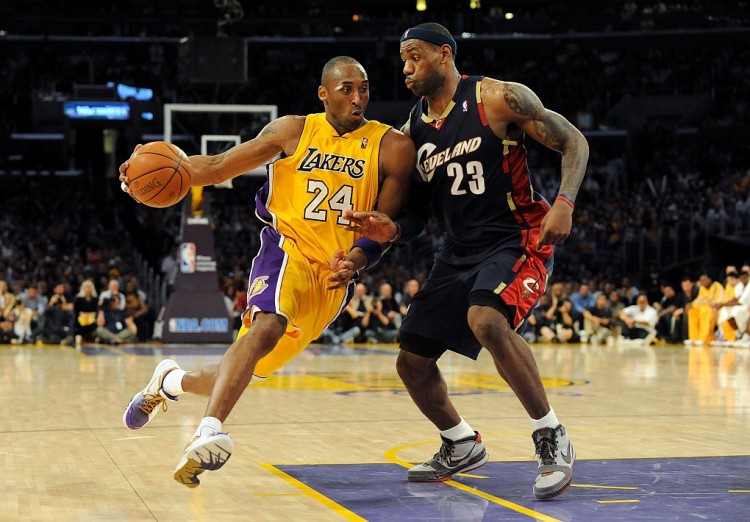 格伦·戴维斯：防科比可包夹，对位詹姆斯会做噩梦