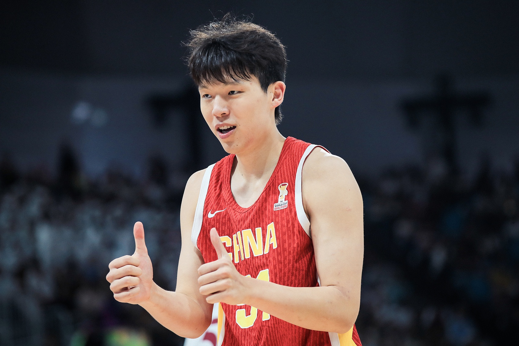 杨鸣：黎巴嫩的小阵容三分开了 主要就是打杨瀚森沉退这一点