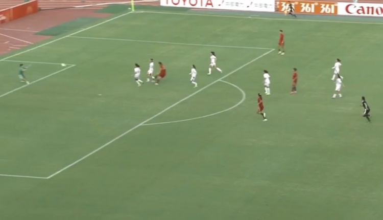 90分钟-中国女足0-0越南女足进加时 中国女足场面压制破门乏术